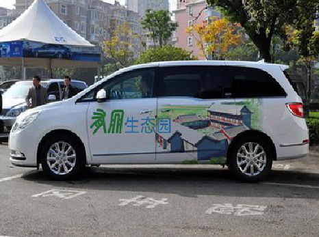 盐津户外车贴喷绘如何保持效果?